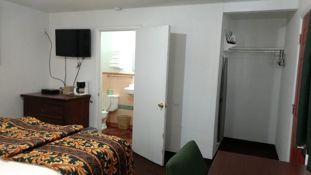 Budget Inn Hamilton Esterno foto